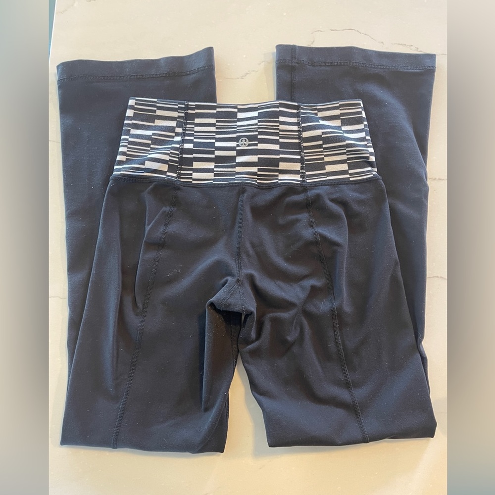 Lululemon HR Groove pant legging